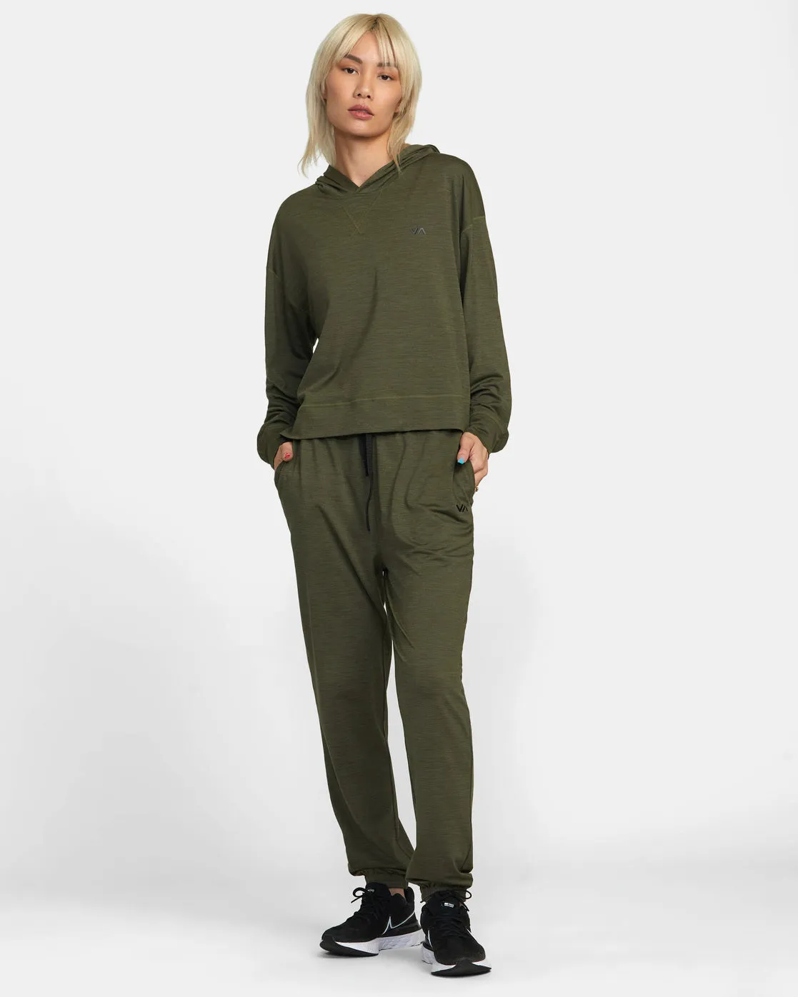 C-Able Cropped Workout Hoodie - Olive