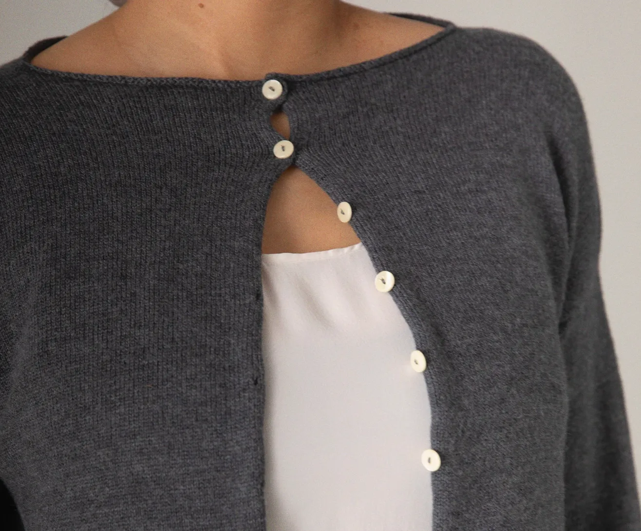Doll's reversible cardigan