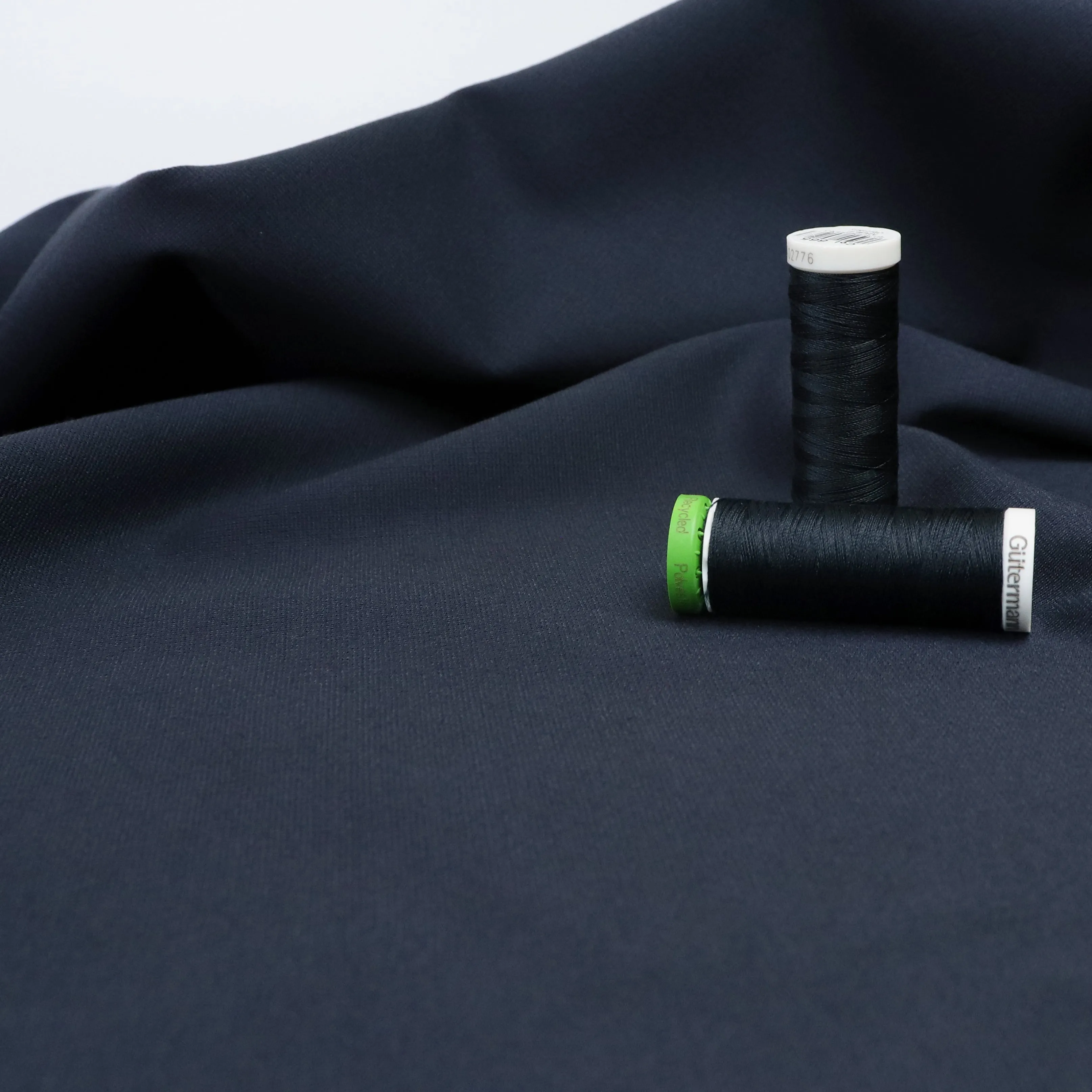 Viscose Ponte Di Roma - Navy - END OF BOLT 118cm